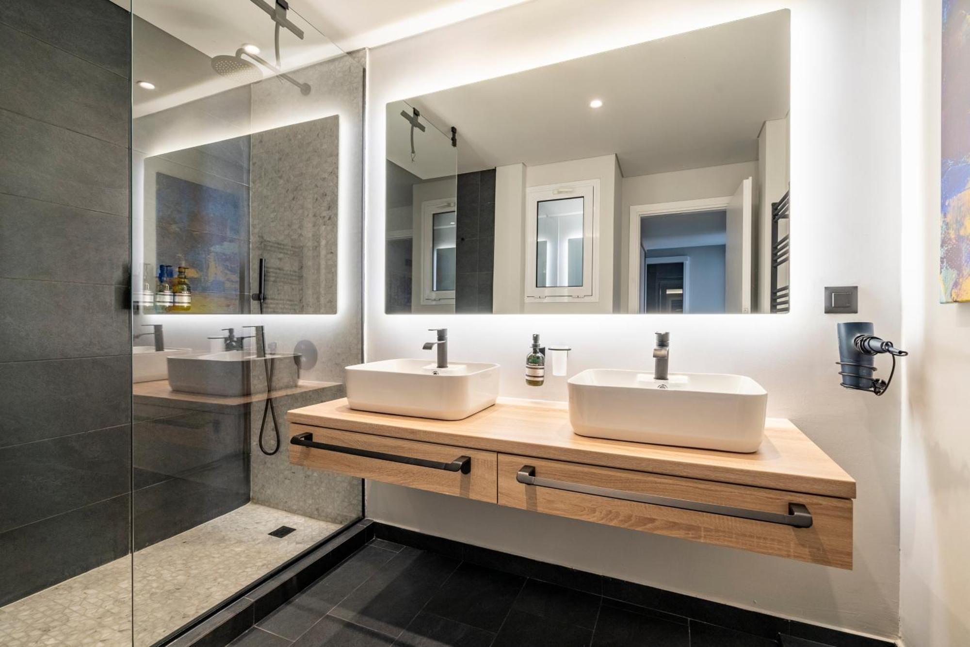 Athena Blue Lux Apartments 2Br 2Ba With City Skyline View, Near Kolonaki Αθήνα Εξωτερικό φωτογραφία